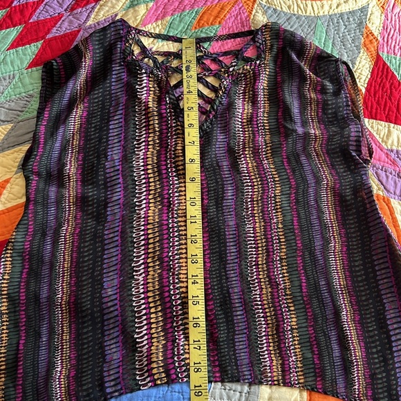 💜💚🖤Ecotè high low flowy shear top - Picture 7 of 8